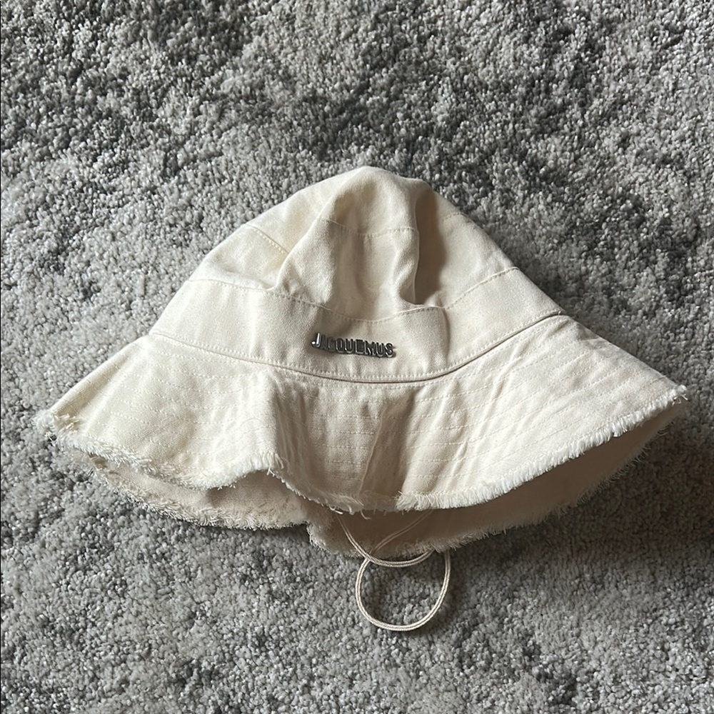Jacquemus artichaut bucket hat